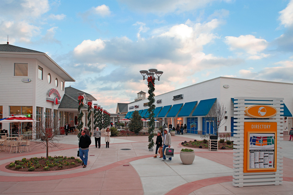 About Jersey Shore Premium Outlets® - A Shopping Center in Tinton Falls, NJ - A Simon Property