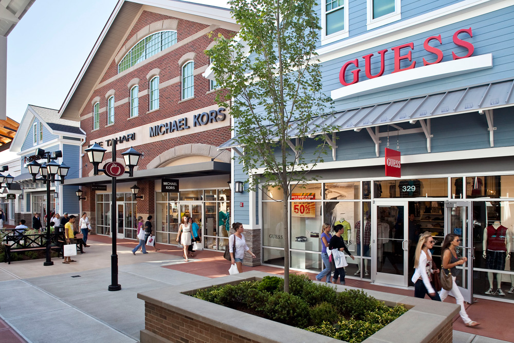 Merrimack Premium Outlets Outlet mall in New Hampshire Location hours