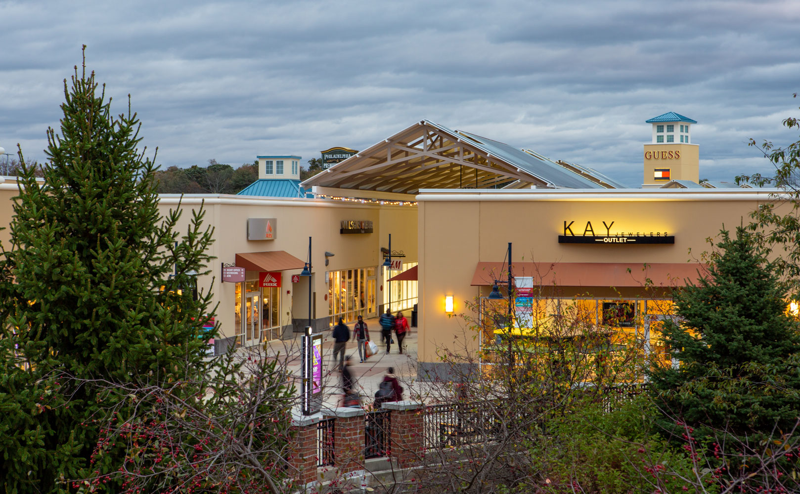 About Philadelphia Premium Outlets® - A Shopping Center in ...