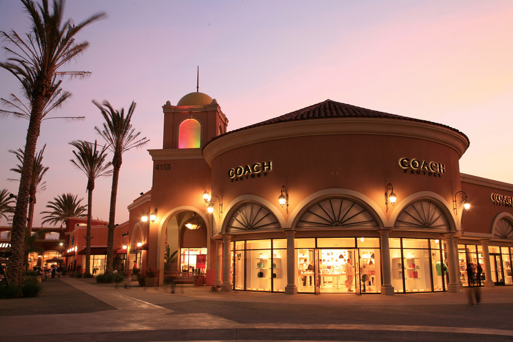 About Las Americas Premium Outlets® - A Shopping Center in San Diego, CA - A Simon Property