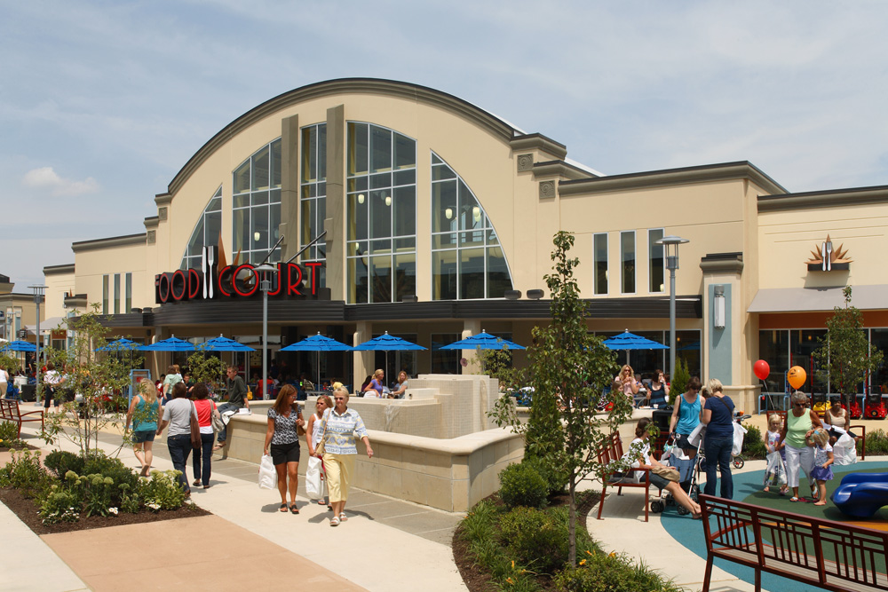 About Cincinnati Premium Outlets® - A Shopping Center in Monroe, OH - A Simon Property