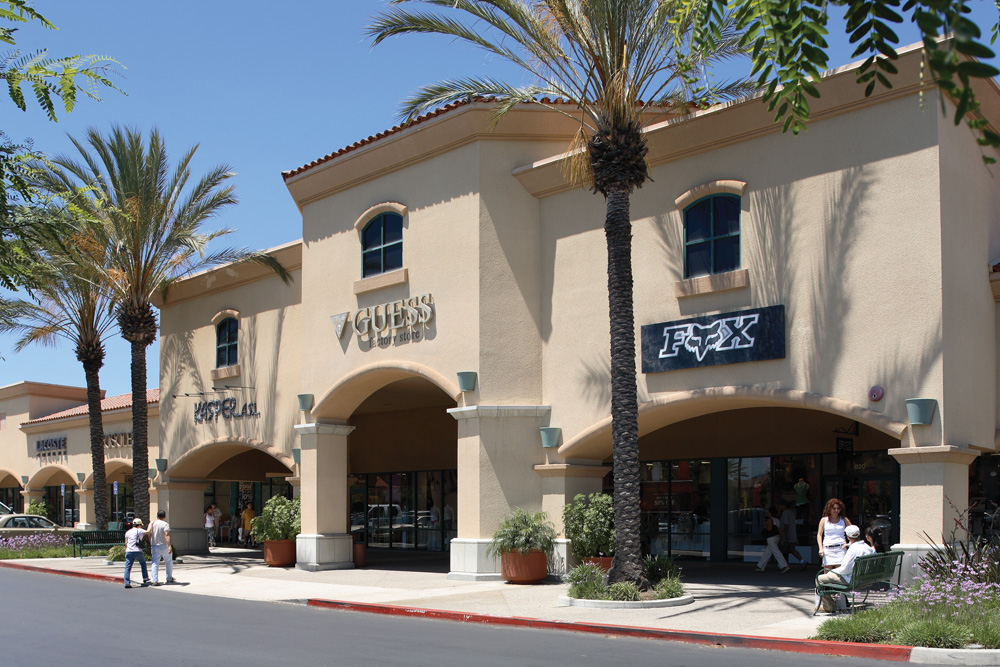 About Camarillo Premium Outlets® - A Shopping Center in Camarillo, CA - A Simon Property