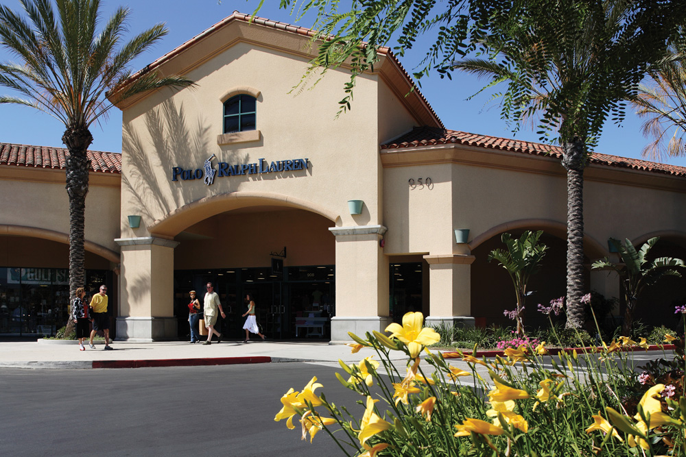 About Camarillo Premium Outlets® - A Shopping Center in Camarillo, CA - A Simon Property