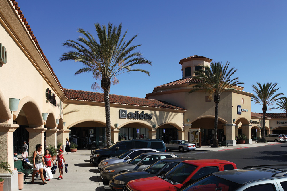 About Camarillo Premium Outlets® - A Shopping Center in Camarillo, CA - A Simon Property