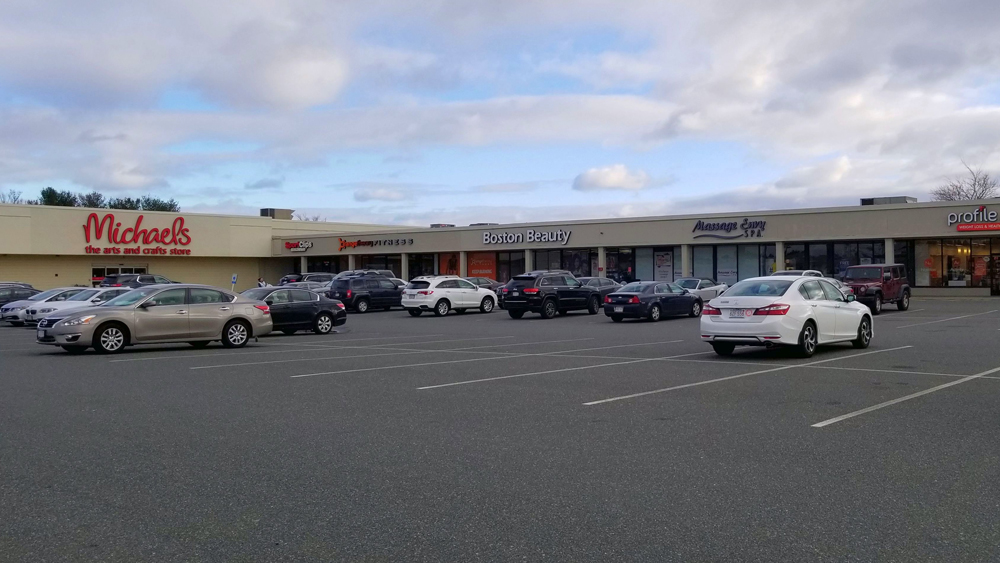 about liberty tree strip a shopping center in danvers about liberty tree strip a shopping center in danvers