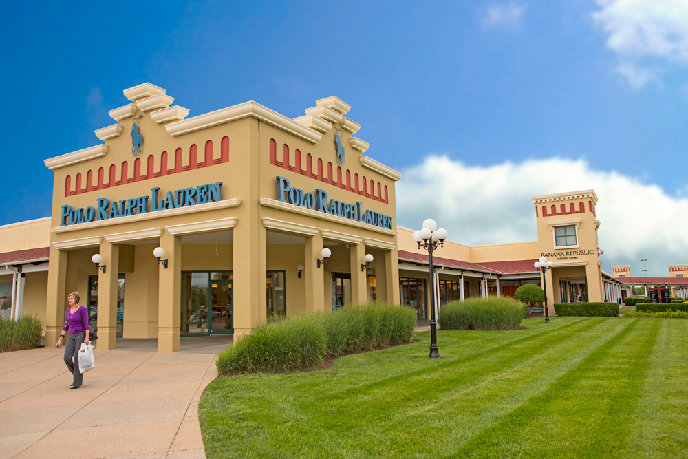 Lebanon Premium Outlets Outlet mall in Tennessee. Location & hours.