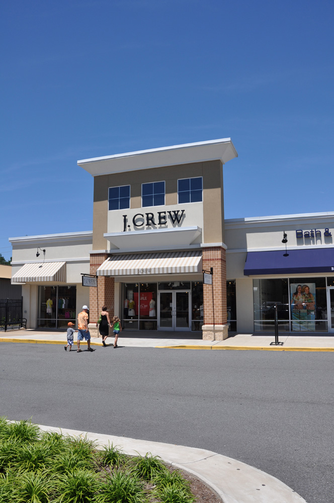 About Queenstown Premium Outlets® - A Shopping Center in Queenstown, MD - A Simon Property