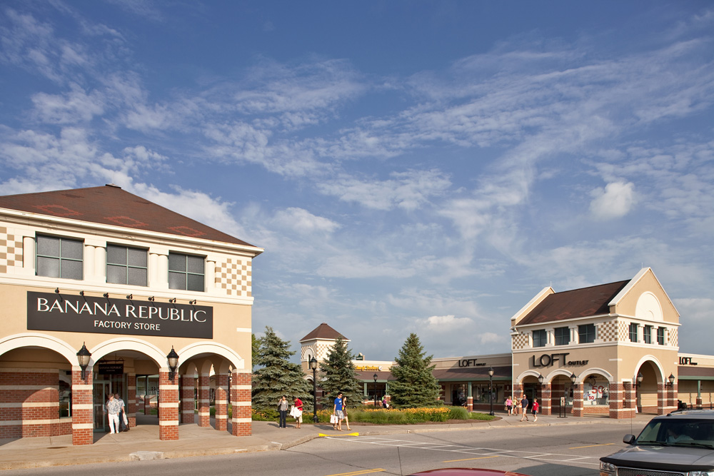 Grove City Premium Outlets Outlet mall in Pennsylvania. Location & hours.