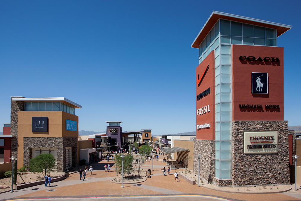 About Phoenix Premium Outlets® - A Shopping Center in Chandler, AZ - A Simon Property
