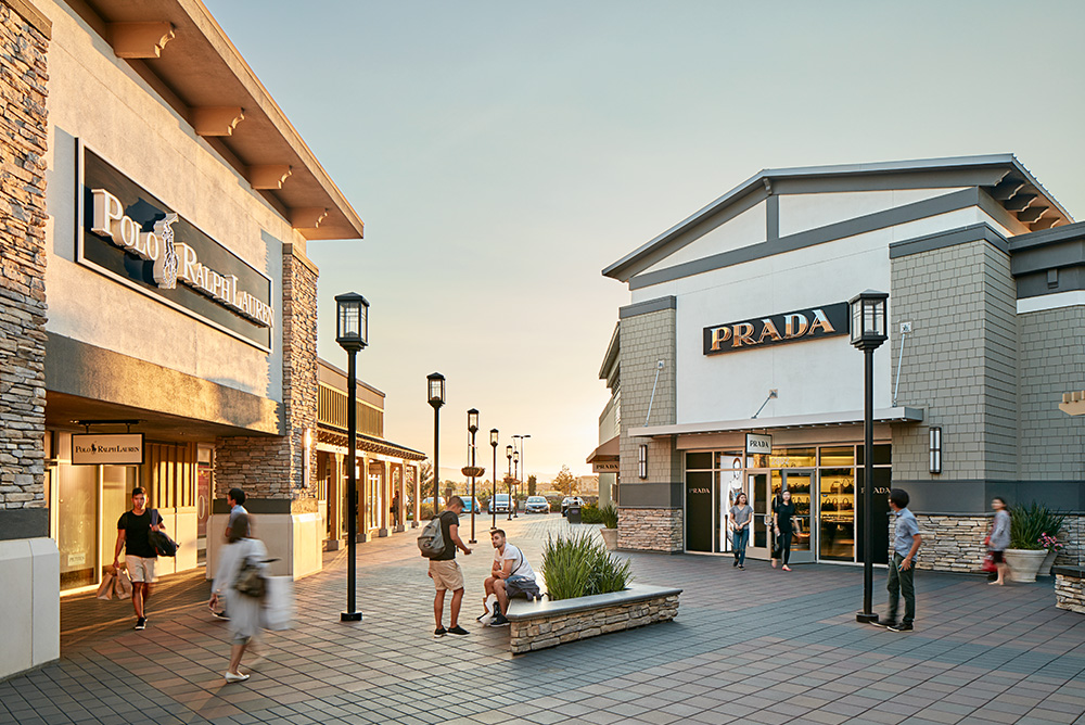 About San Francisco Premium Outlets® - A Shopping Center in Livermore, CA - A Simon Property