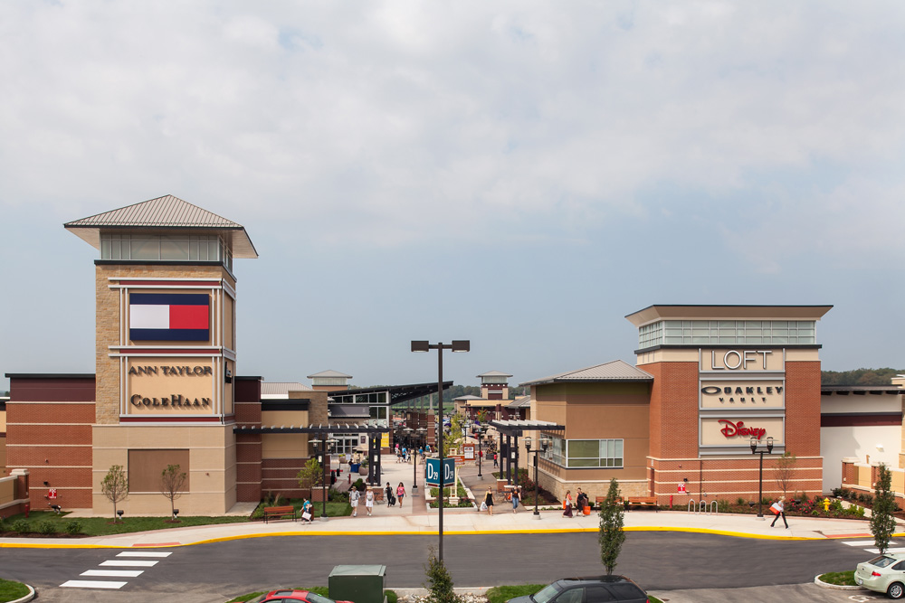 St. Louis Premium Outlets - Outlet mall in Missouri ...