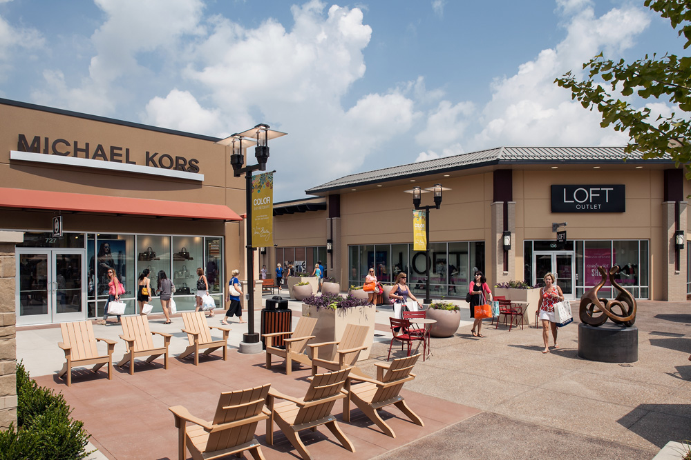 St. Louis Premium Outlets - Outlet mall in Missouri ...