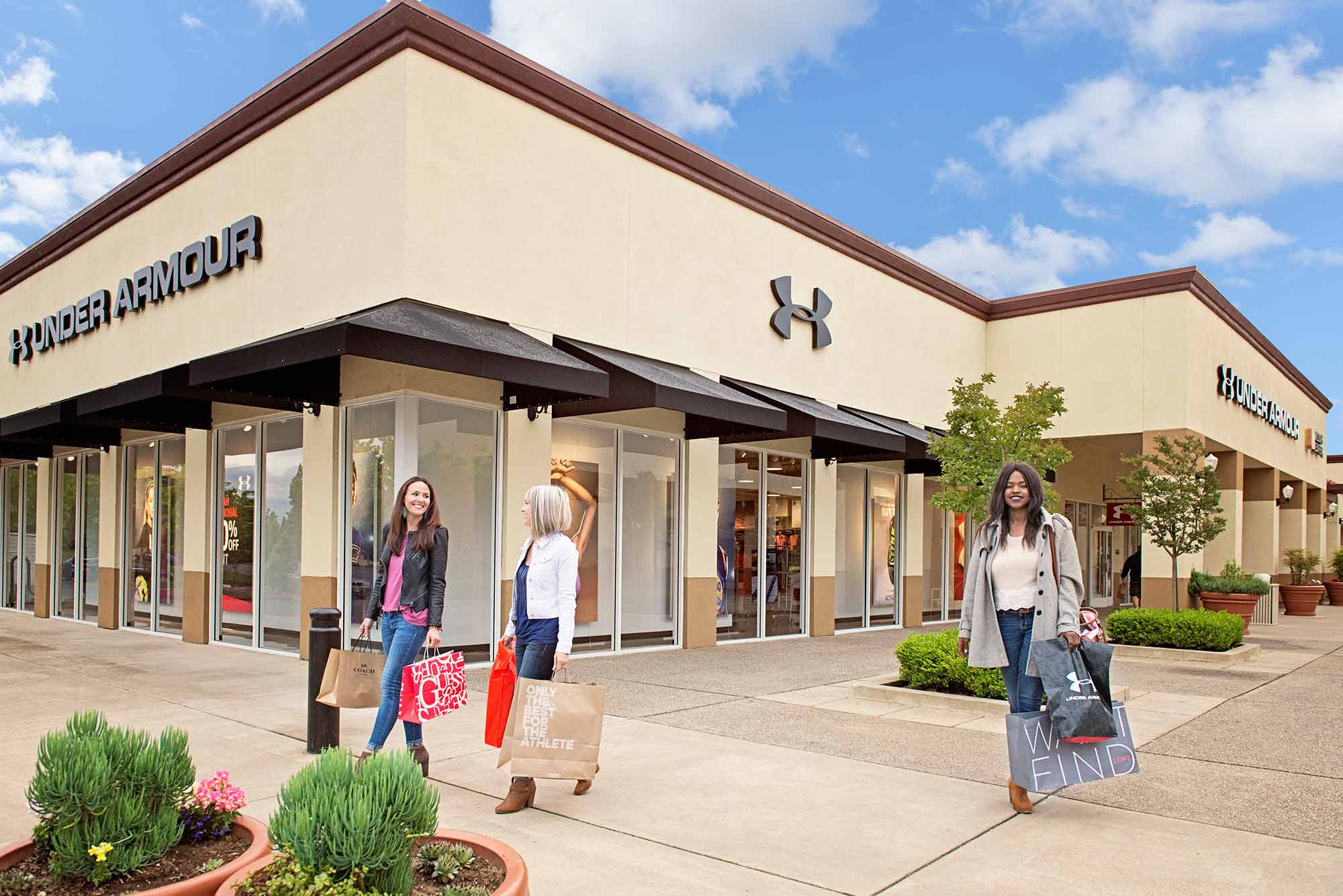 Folsom Premium Outlets - Outlet mall in California. Location & hours.