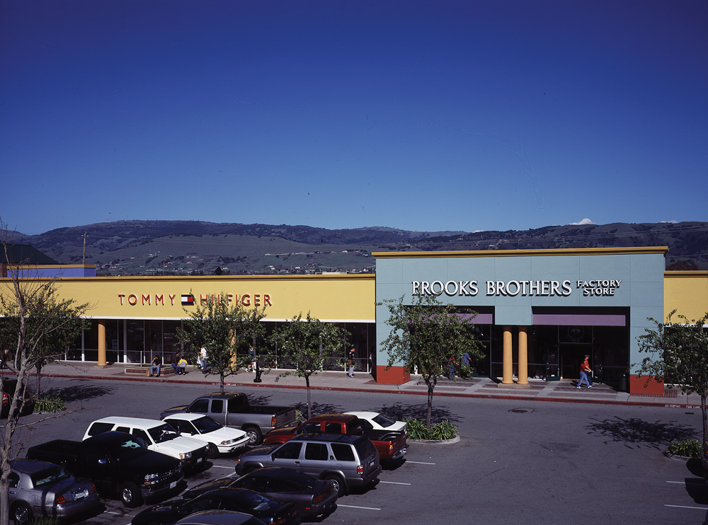 About Gilroy Premium Outlets A Shopping Center In Gilroy CA A 