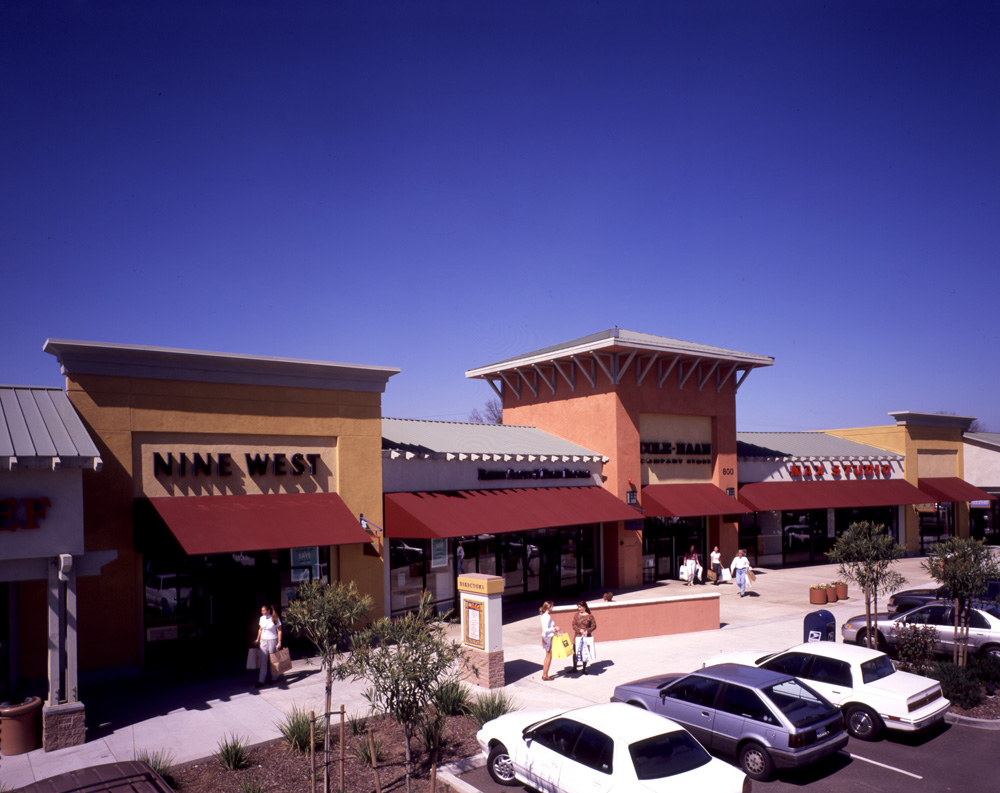 Napa Premium Outlets - Outlet mall in California. Location & hours.
