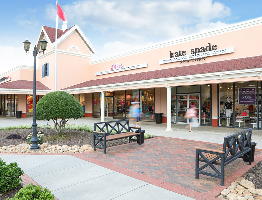 About North Georgia Premium Outlets® - A Shopping Center in Dawsonville, GA - A Simon Property