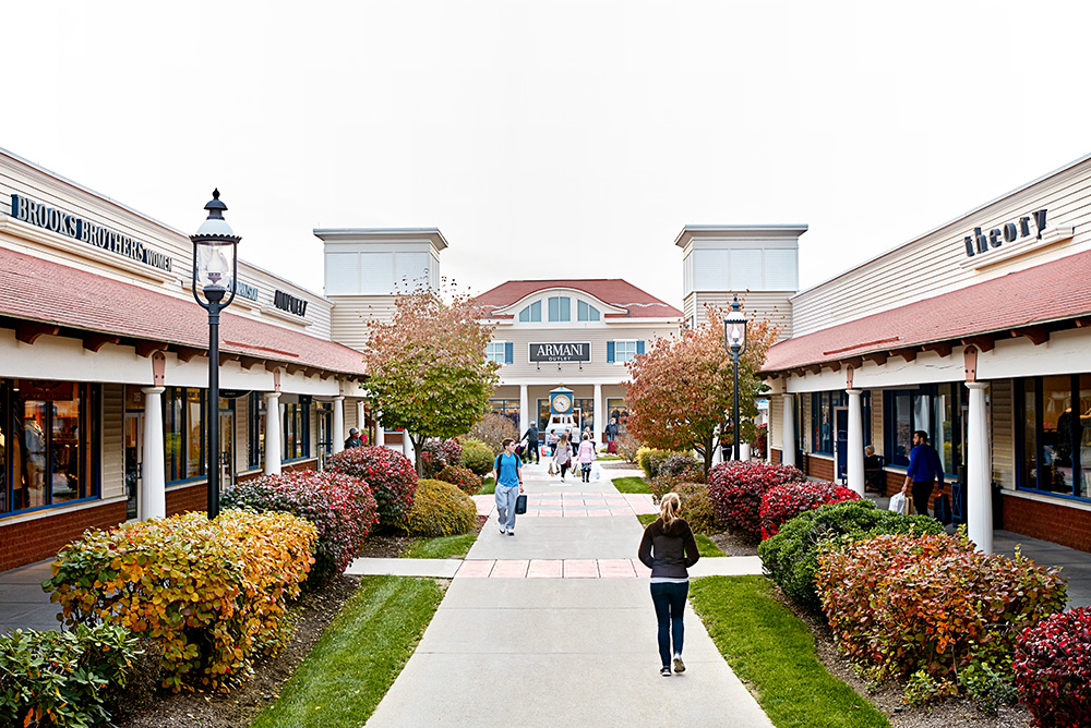 About Wrentham Village Premium Outlets® - A Shopping Center in Wrentham, MA - A Simon Property