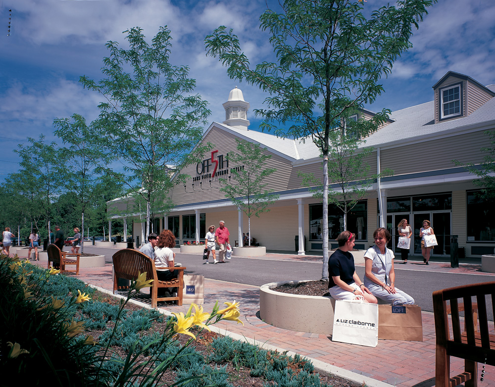 Aurora Farms Premium Outlets - Outlet mall in Ohio. Location & hours.