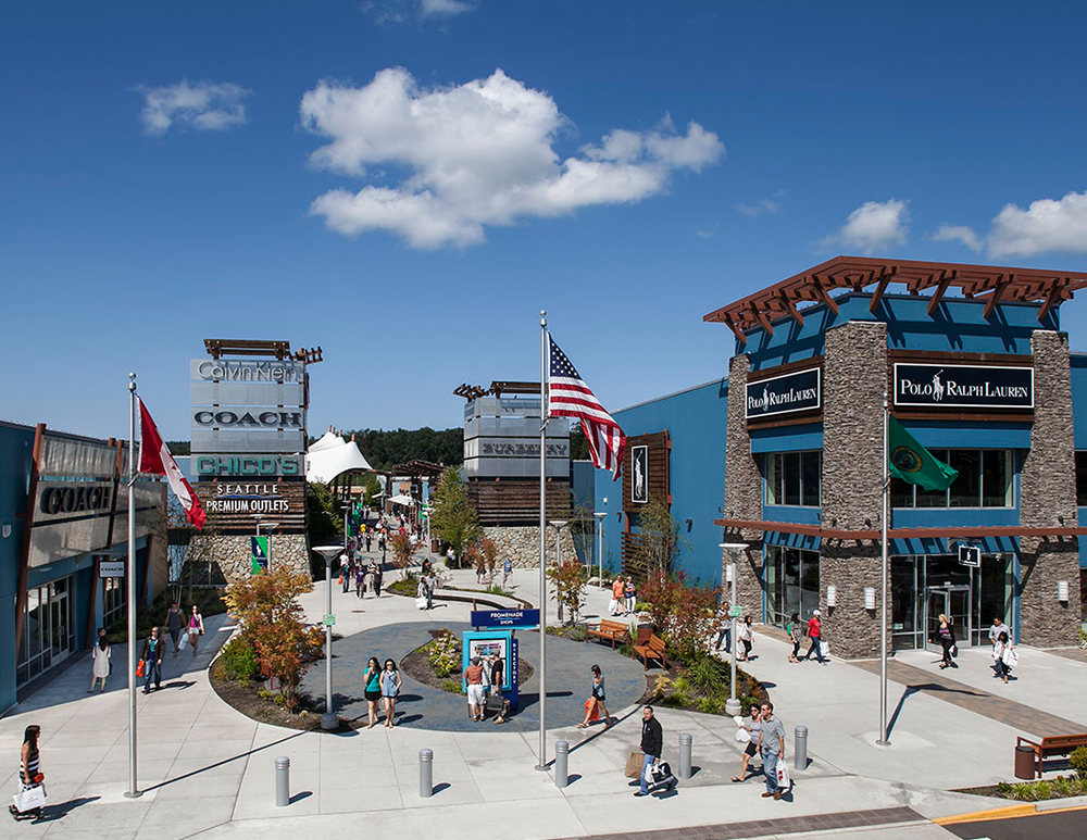 About Seattle Premium Outlets® - A Shopping Center in Tulalip, WA - A Simon Property