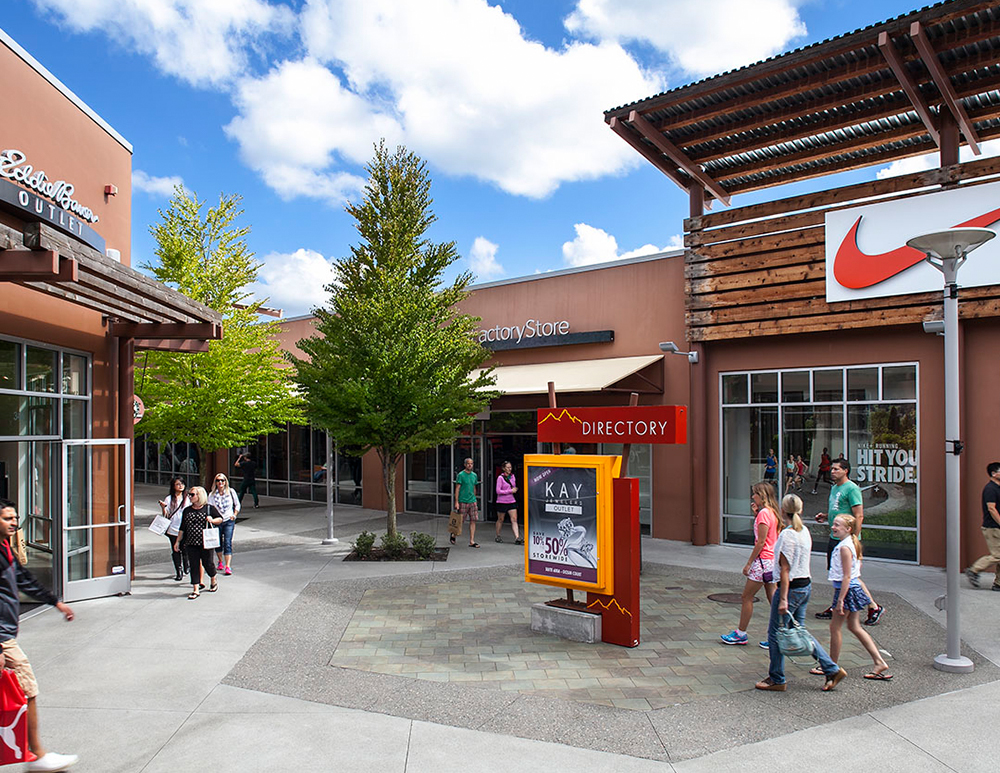 About Seattle Premium Outlets® - A Shopping Center in Tulalip, WA - A Simon Property